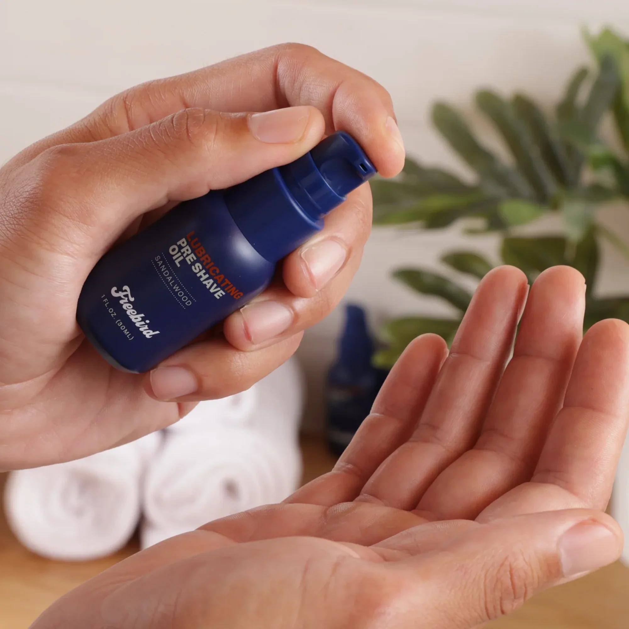 Lubricating Pre Shave Oil - Image 5